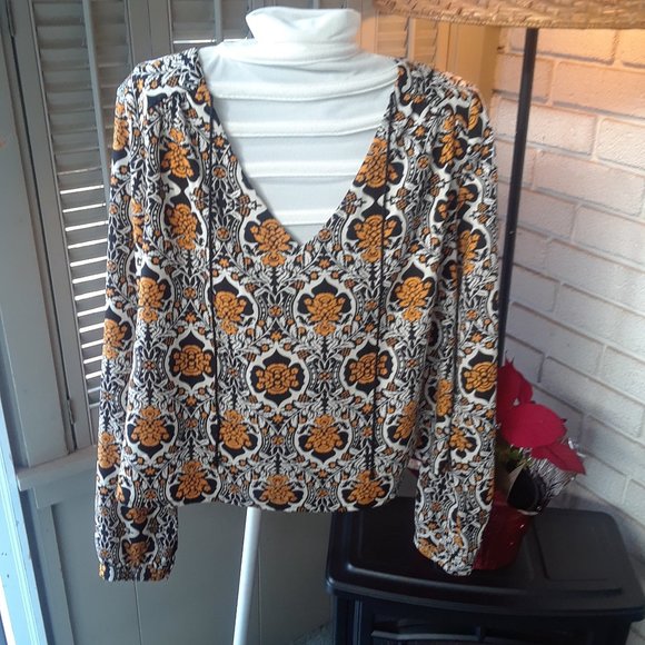 astr Tops - light and comfortable top